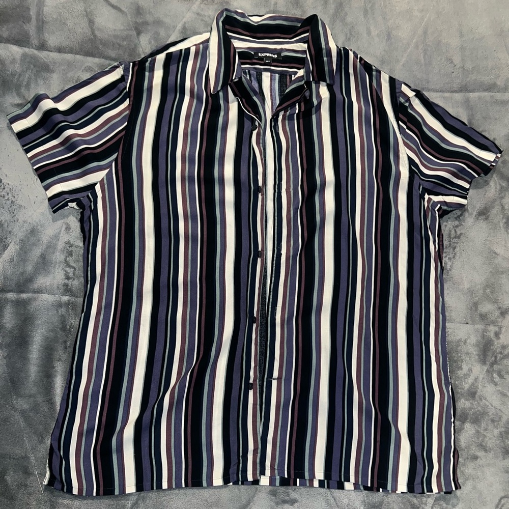 Express Men’s Striped Camp Button-down Shirt - Size Large
